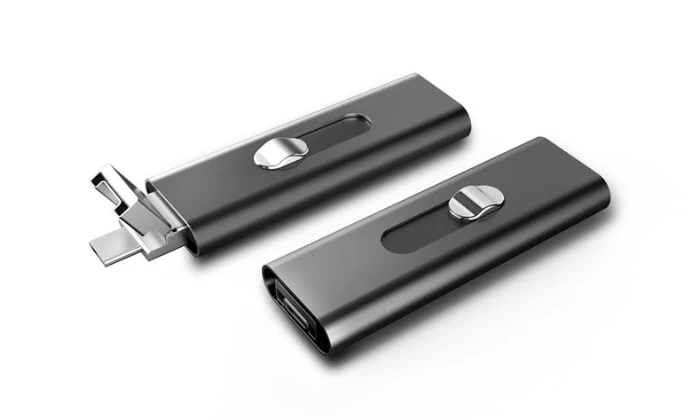 Dyktafon cyfrowy w pendrive z funkcją detekcji dźwięku